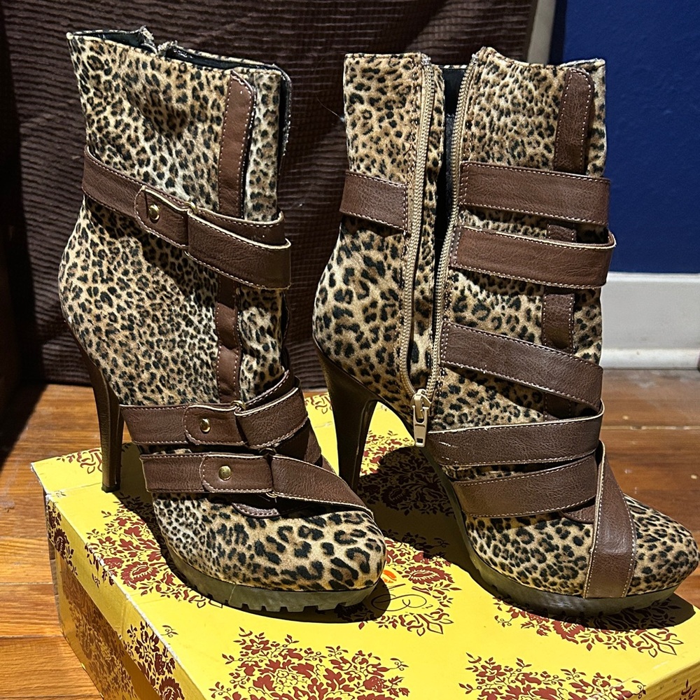 Leopard Print Ankle Booties